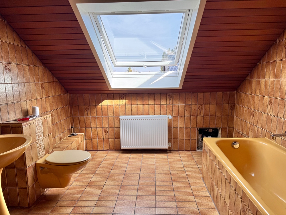 RESERVIERT - Großzügige 4,5-Zimmer-Wohnung mit Balkon in Karlsruhe-Grötzingen - Foto 4