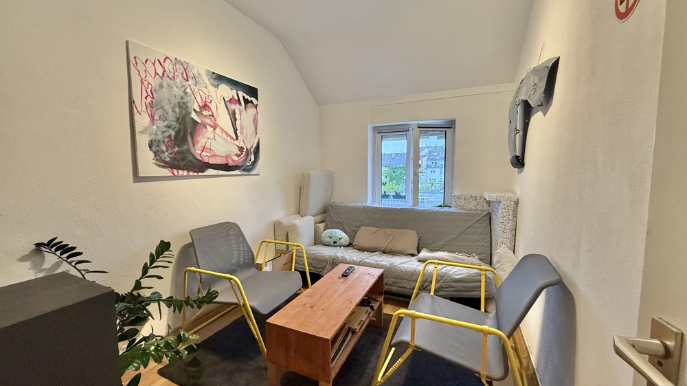 Gemütliche 2-Zimmer-DG-Wohnung - Photo 1