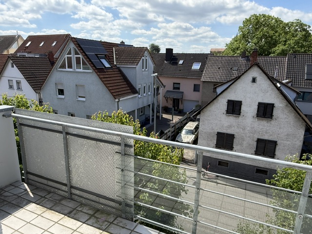 Helle 1-Zimmer-Wohnung mit Südbalkon in Karlsruhe-Bulach - Foto 4